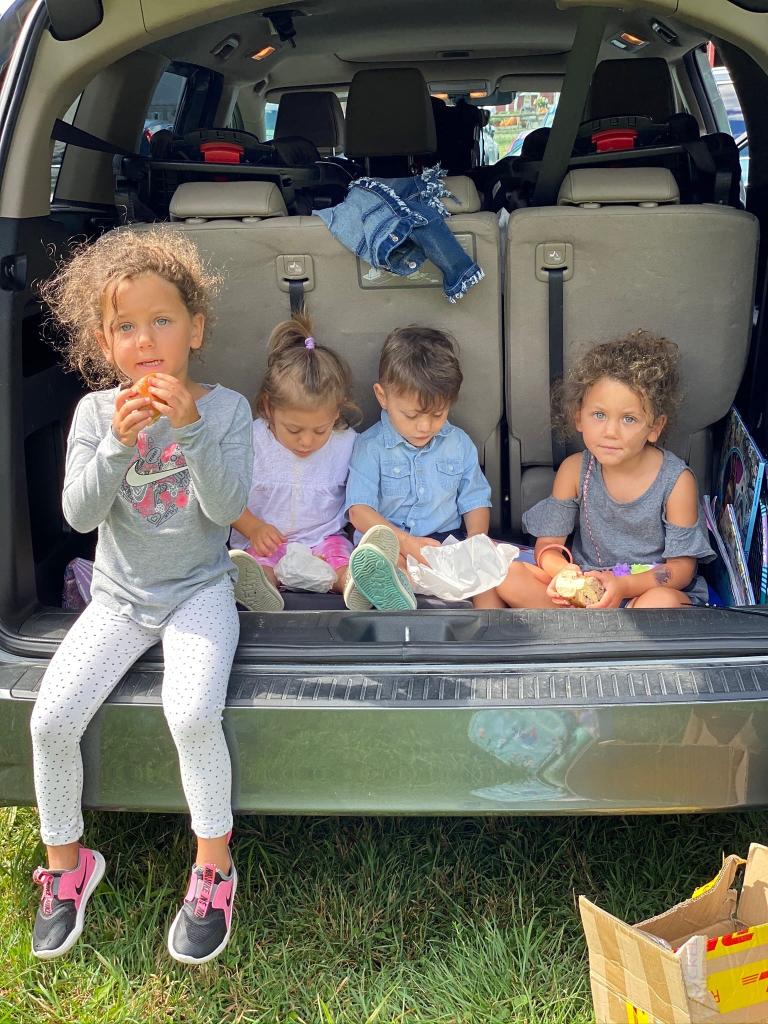 6 Electronic Free Road Trip Tips & Games for Kids